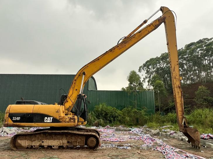 Buy Caterpillar 324D Used Excavator / 1