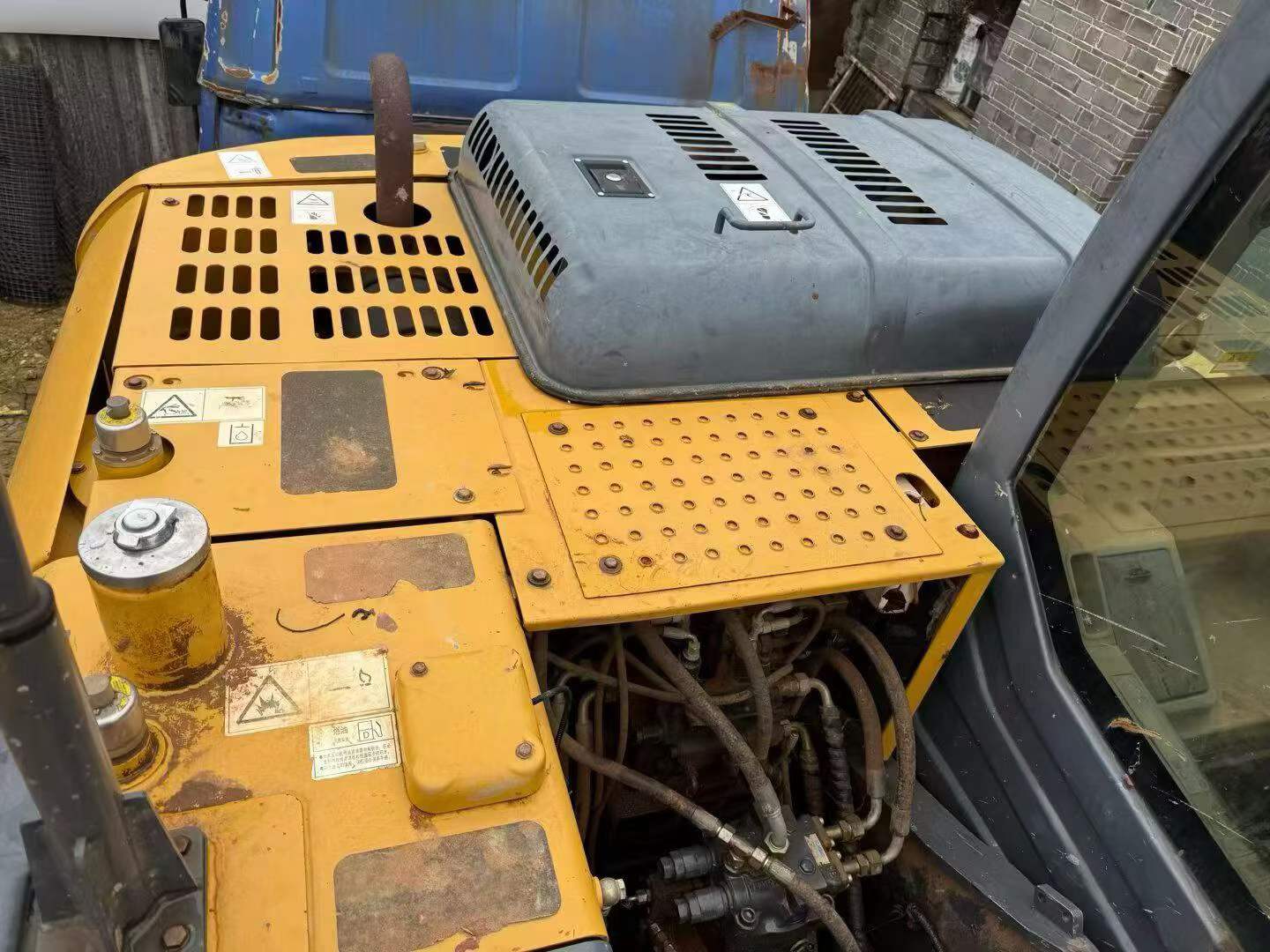 Buy XCMG XE135B Used Excavator / 8