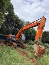 Buy Hitachi EX200 Used Excavator / 3 Buy Hitachi EX200 Used Excavator / 3