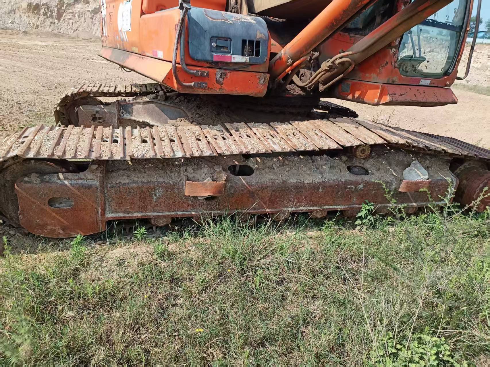 Buy Doosan DX260LC Used Excavator / 8