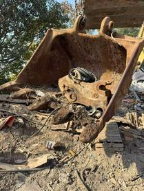 Buy Kobelco SK380-8 Used Excavator / 4 Buy Kobelco SK380-8 Used Excavator / 4