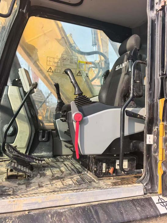 Buy Sany SY225C Used Excavator / 1