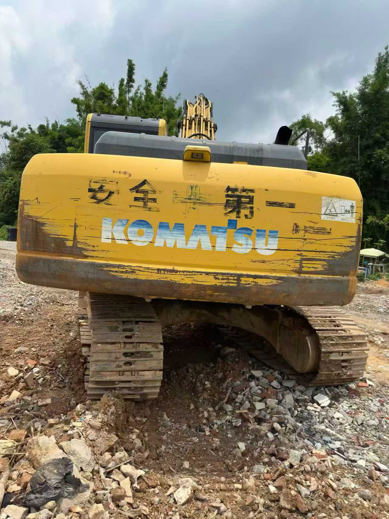Buy Komatsu PC200-8N1 Used Excavator / 2
