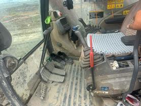 Buy Hitachi EX240-3 Used Excavator / 9 Buy Hitachi EX240-3 Used Excavator / 9
