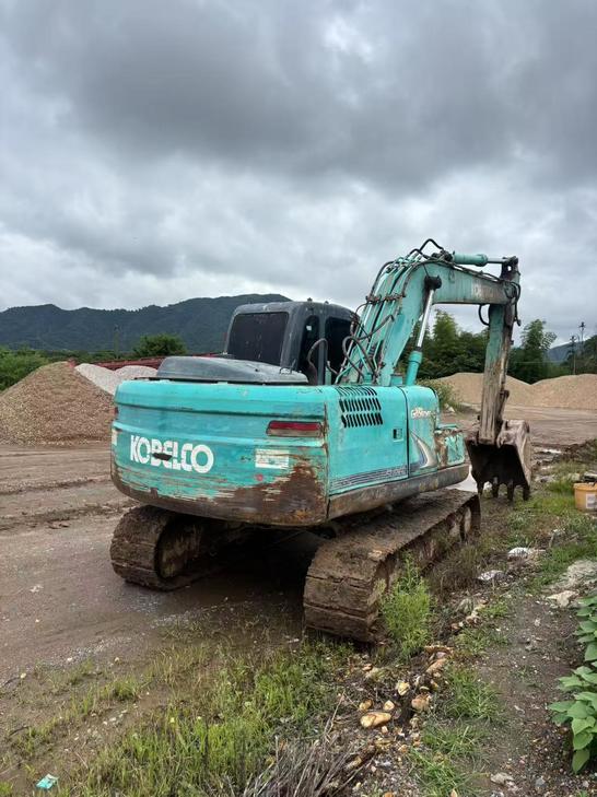 Buy Kobelco SK130-8 Used Excavator / 1