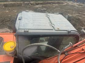 Buy Hitachi EX240-3 Used Excavator / 5 Buy Hitachi EX240-3 Used Excavator / 5