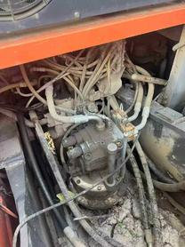 Buy Hitachi EX200-3 Used Excavator / 7 Buy Hitachi EX200-3 Used Excavator / 7