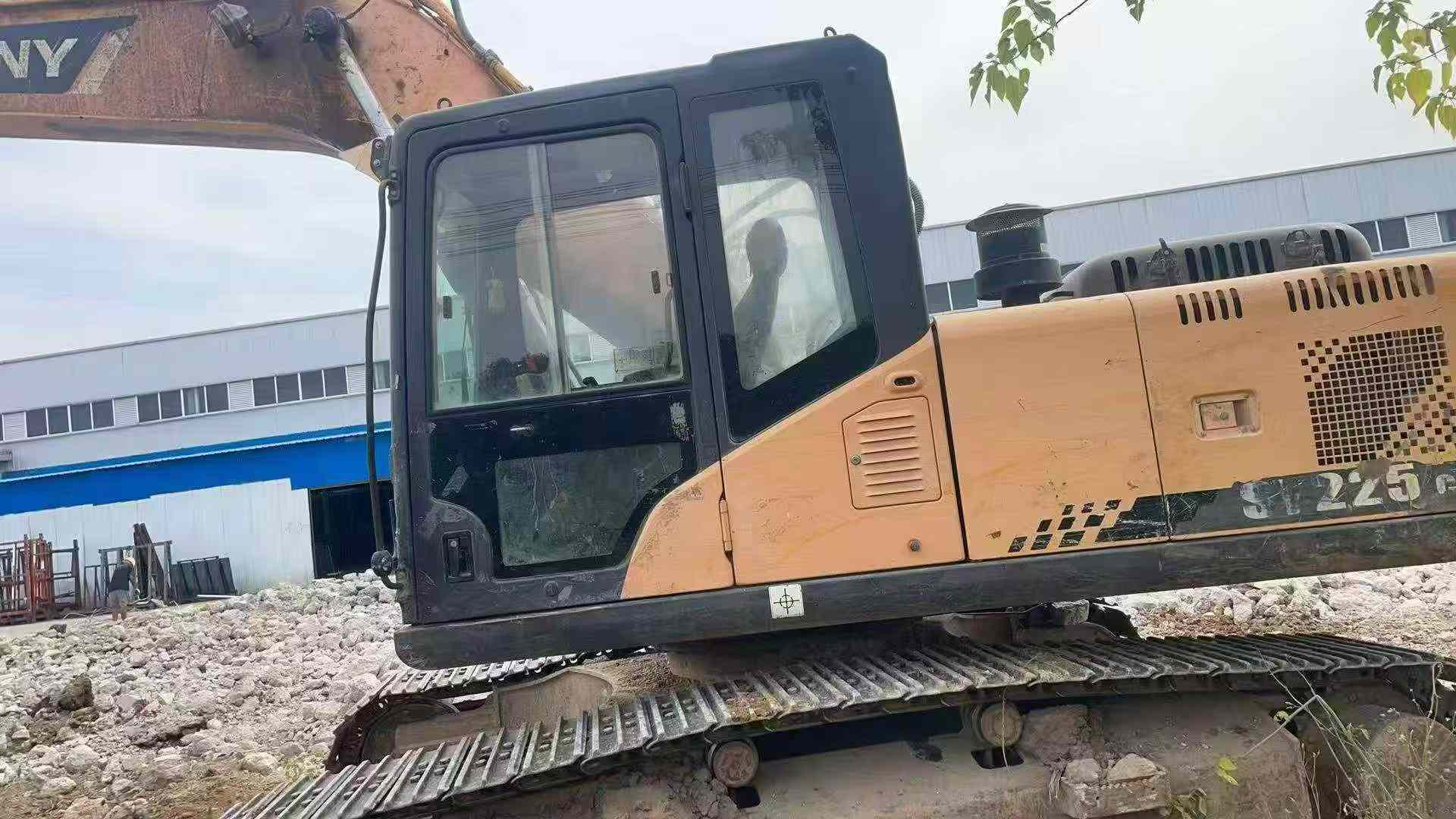 Buy Sany SY215C-8 Used Excavator / 4