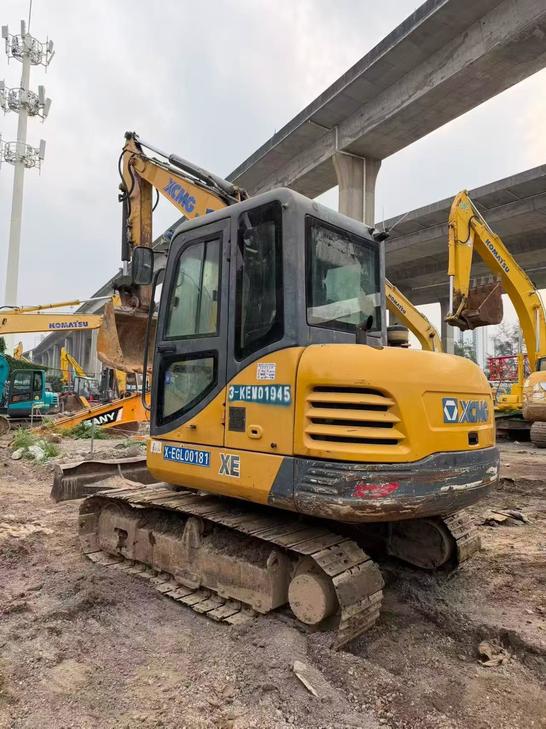 Buy XCMG XE60 Used Excavator / 1