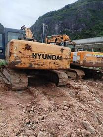 Buy Hyundai R215-7 Used Excavator / 2 Buy Hyundai R215-7 Used Excavator / 2
