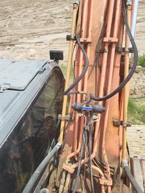 Buy Hitachi EX200 Used Excavator / 3 Buy Hitachi EX200 Used Excavator / 3