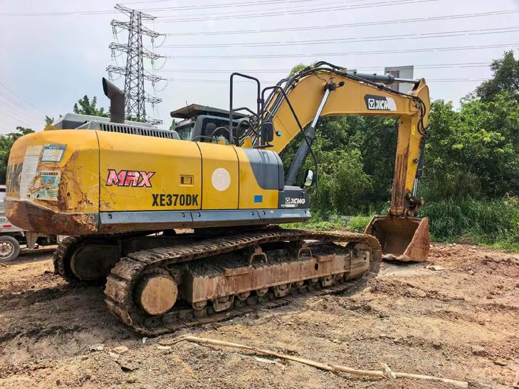 Buy XCMG XE335C Used Excavator / 1