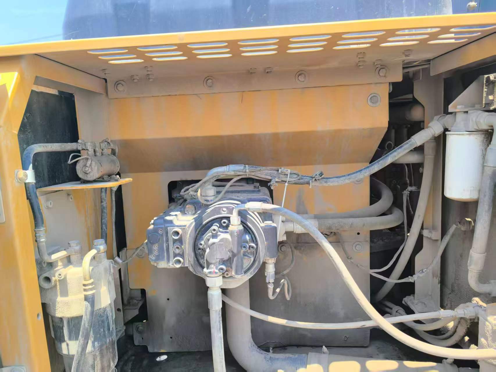 Buy Sany SY245H Used Excavator / 4