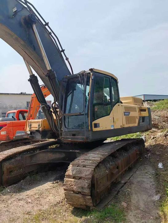 Buy Volvo EC480D Used Excavator / 1