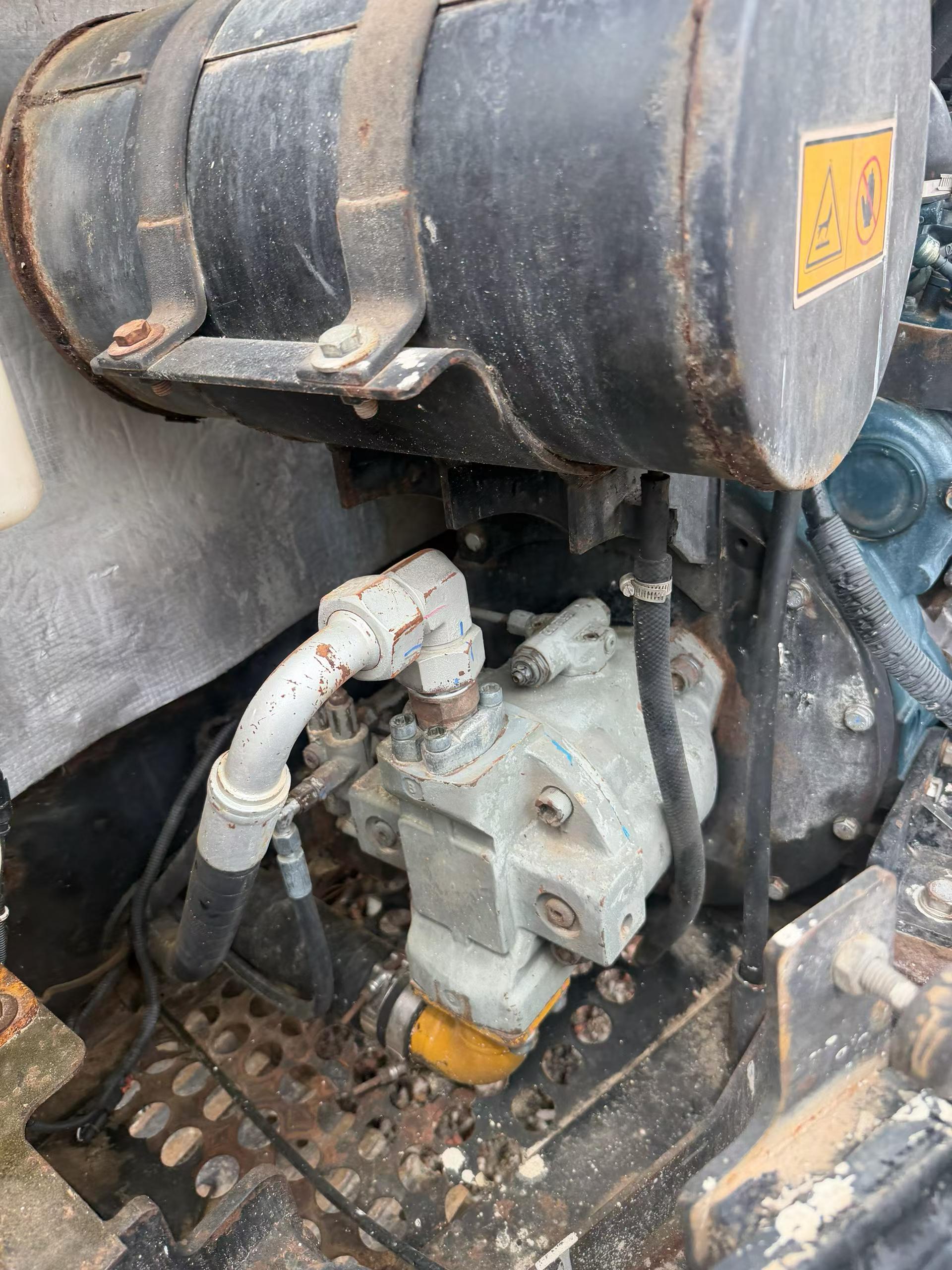 Buy Sany SY60 Used Excavator / 6