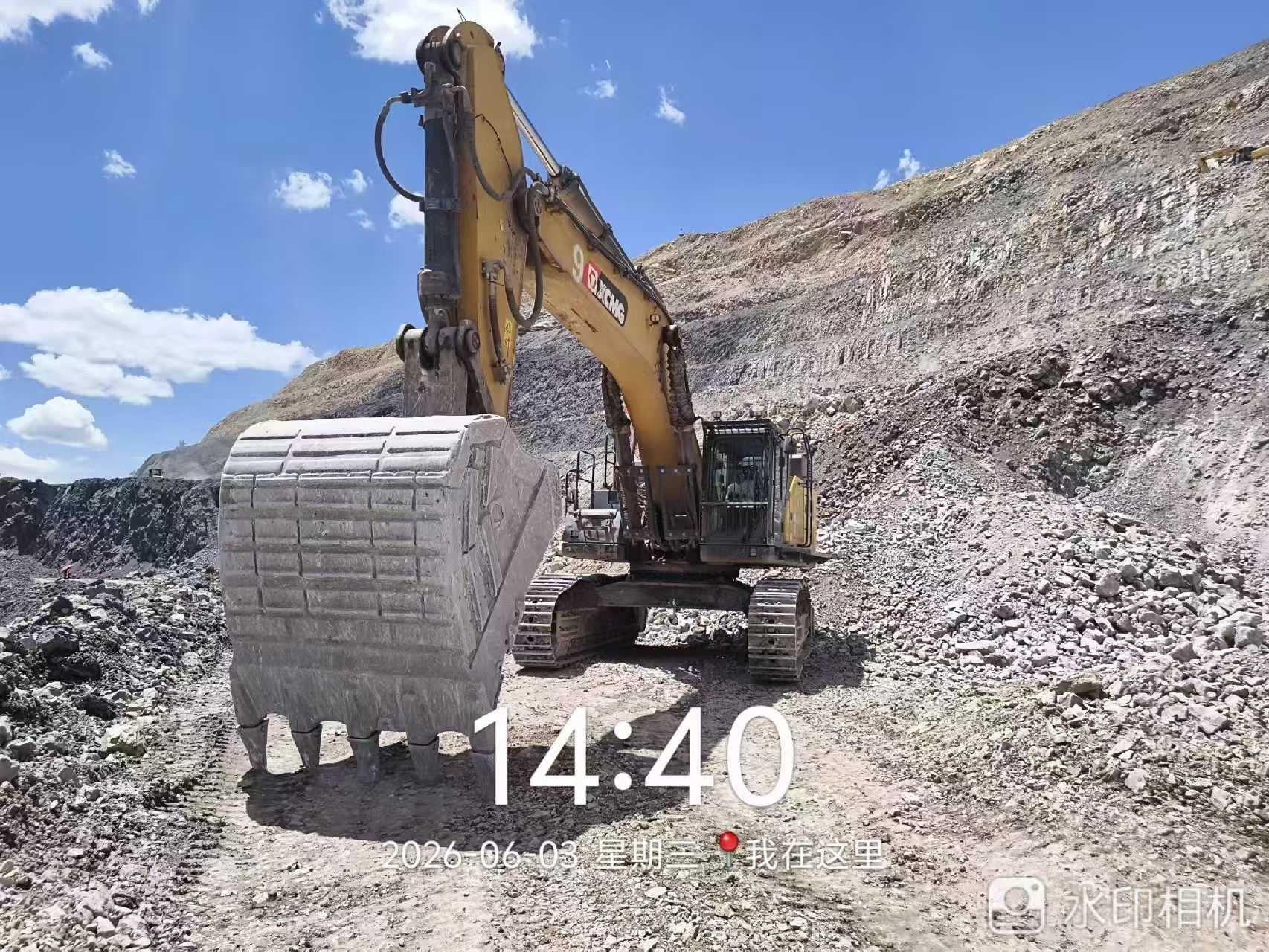 Buy XCMG XE690DK Used Excavator / 2