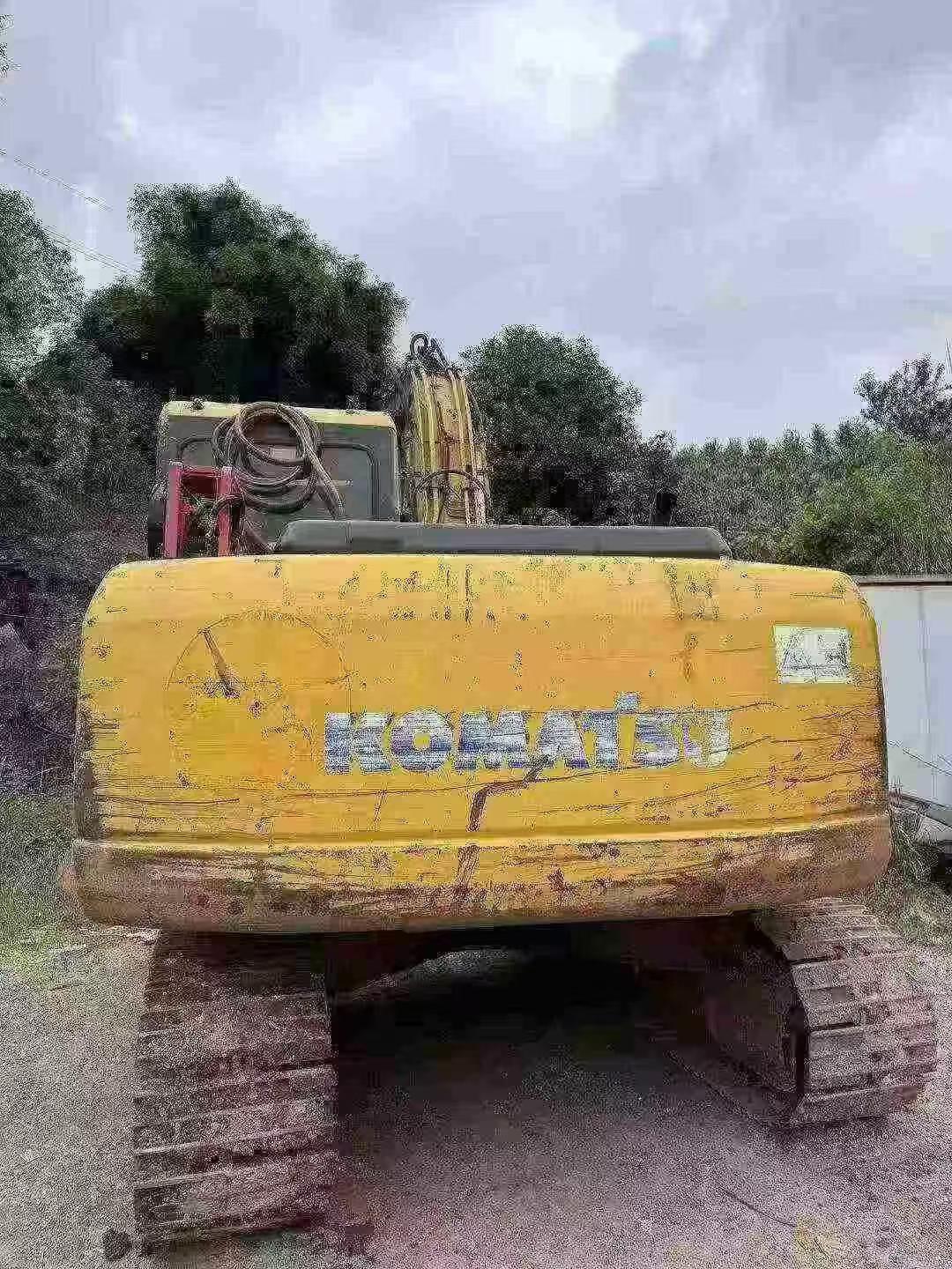 Buy Komatsu PC130-7 Used Excavator / 4