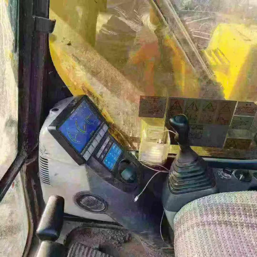 Buy Komatsu PC130 Used Excavator / 2