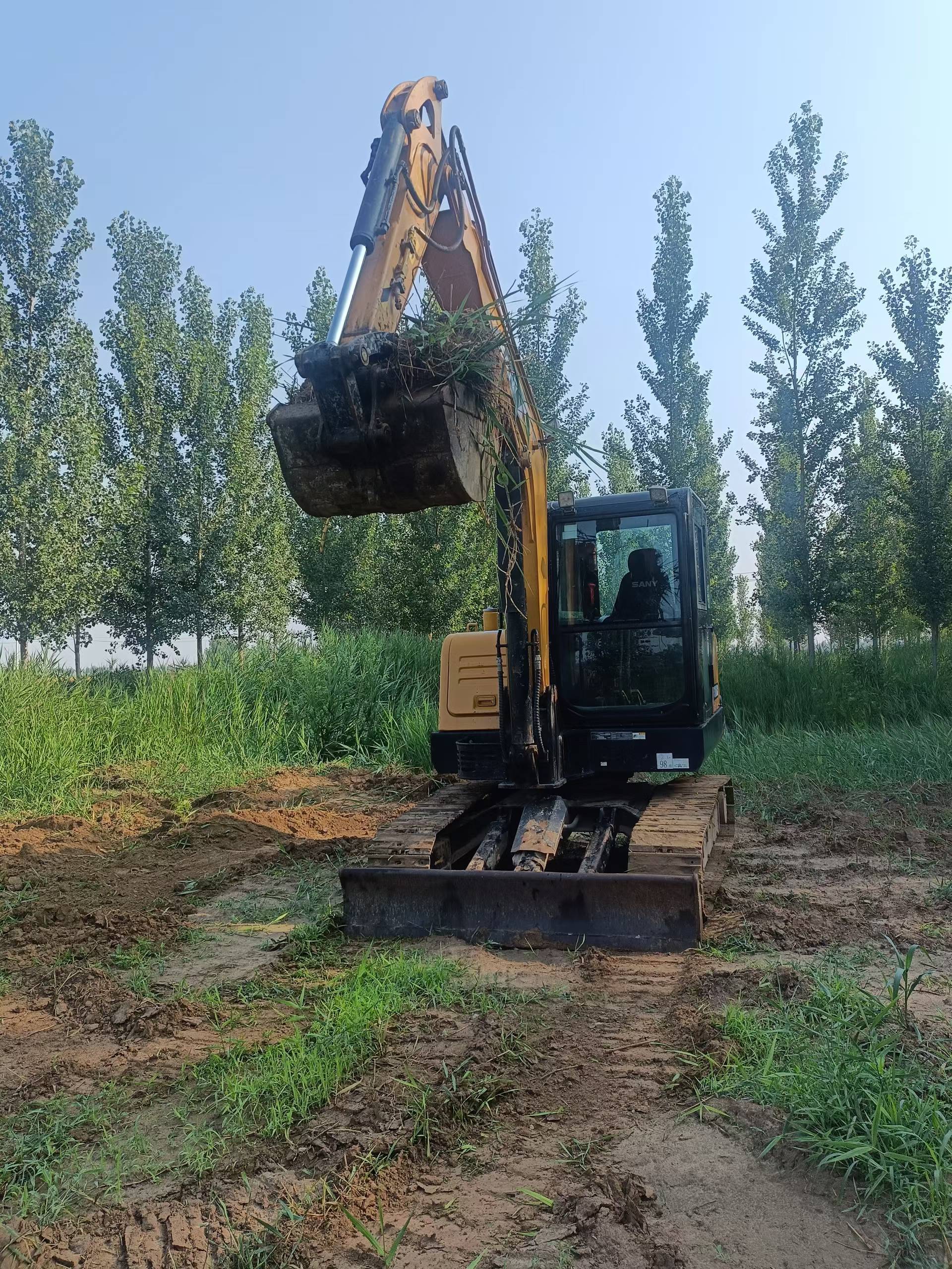 Buy Sany SY60 Used Excavator / 5