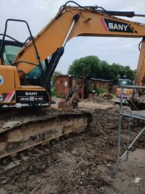 Buy Sany SY205C Used Excavator / 4 Buy Sany SY205C Used Excavator / 4