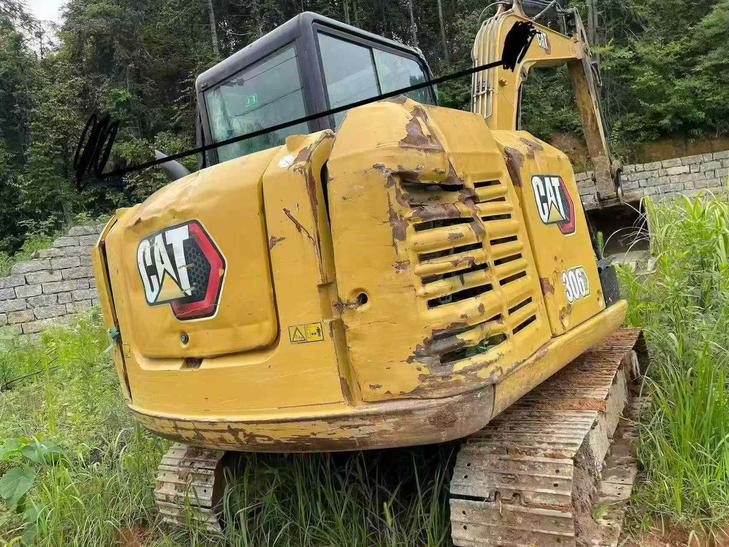Buy Caterpillar 305.5 Used Excavator / 1