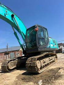 Buy Kobelco SK200 Used Excavator / 3 Buy Kobelco SK200 Used Excavator / 3