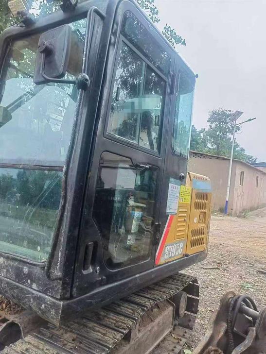 Buy Sany SY75 Used Excavator / 1