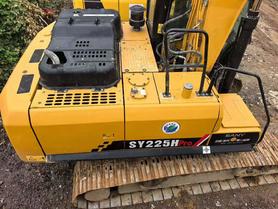Buy Sany SY225C Used Excavator / 3 Buy Sany SY225C Used Excavator / 3