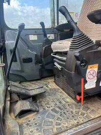 Buy Sany SY60 Used Excavator / 9 Buy Sany SY60 Used Excavator / 9