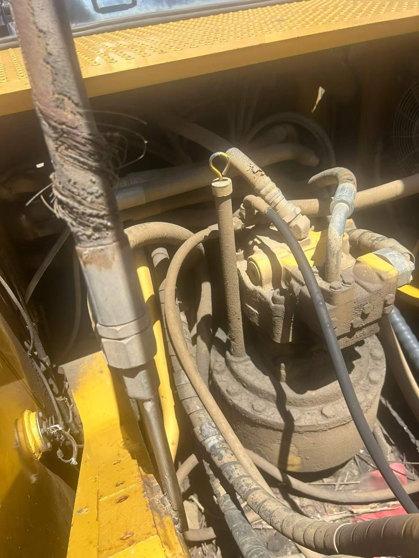 Buy Caterpillar 324D Used Excavator / 2