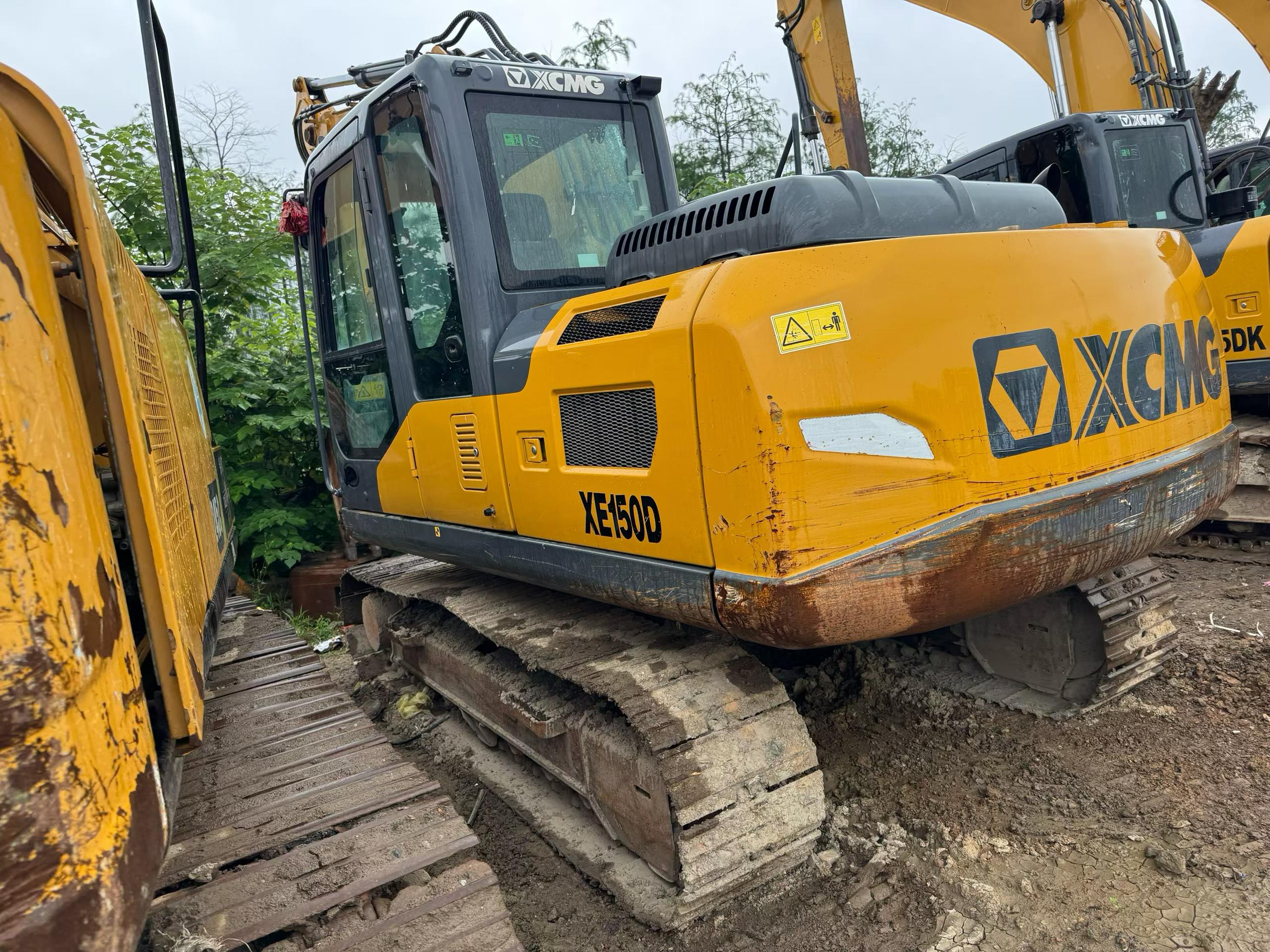 Buy XCMG XE135B Used Excavator / 7