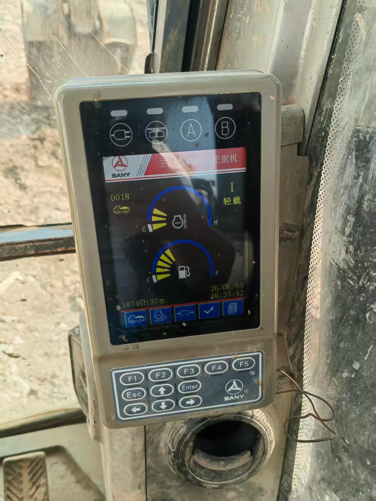 Buy Sany SY235C Used Excavator / 5