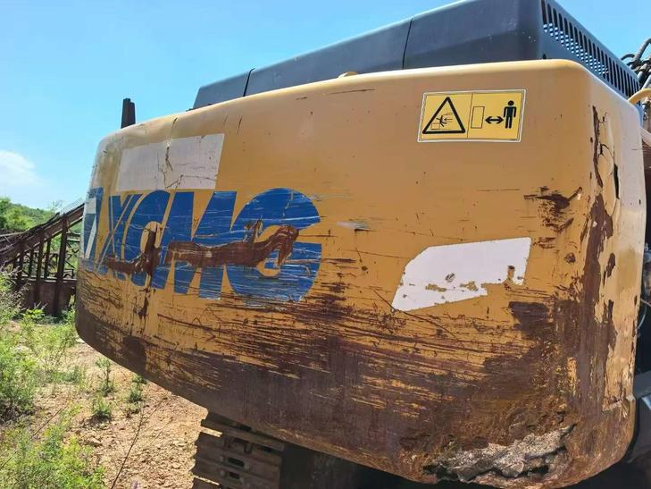 Buy XCMG XE490D Used Excavator / 1