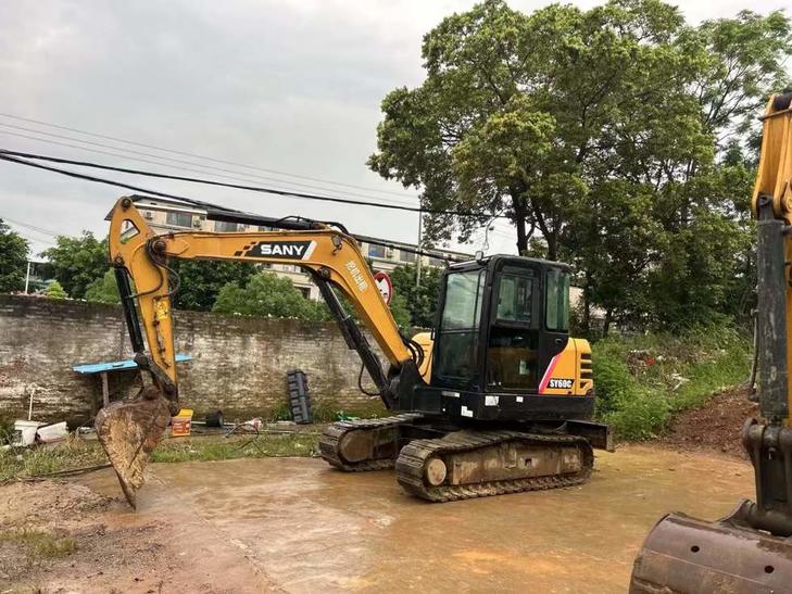 Buy Sany SY60 Used Excavator / 1