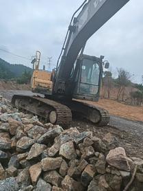 Buy Volvo EC200 Used Excavator / 4 Buy Volvo EC200 Used Excavator / 4