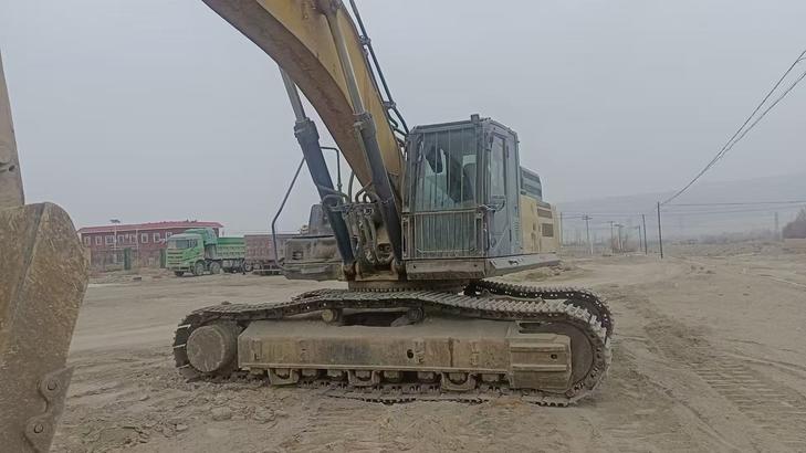 Buy XCMG XE490D Used Excavator / 1