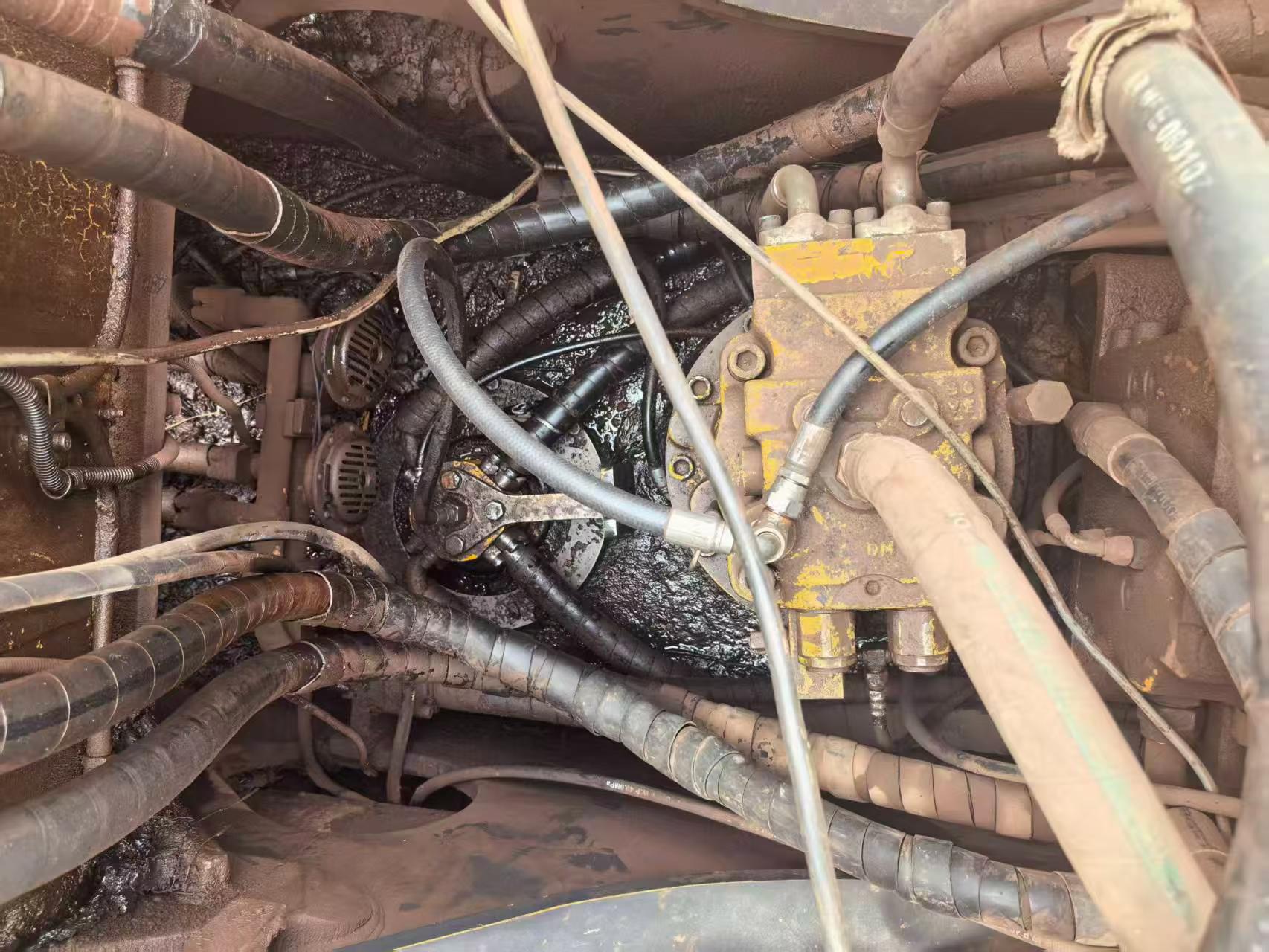 Buy Hyundai R225-7 Used Excavator / 4