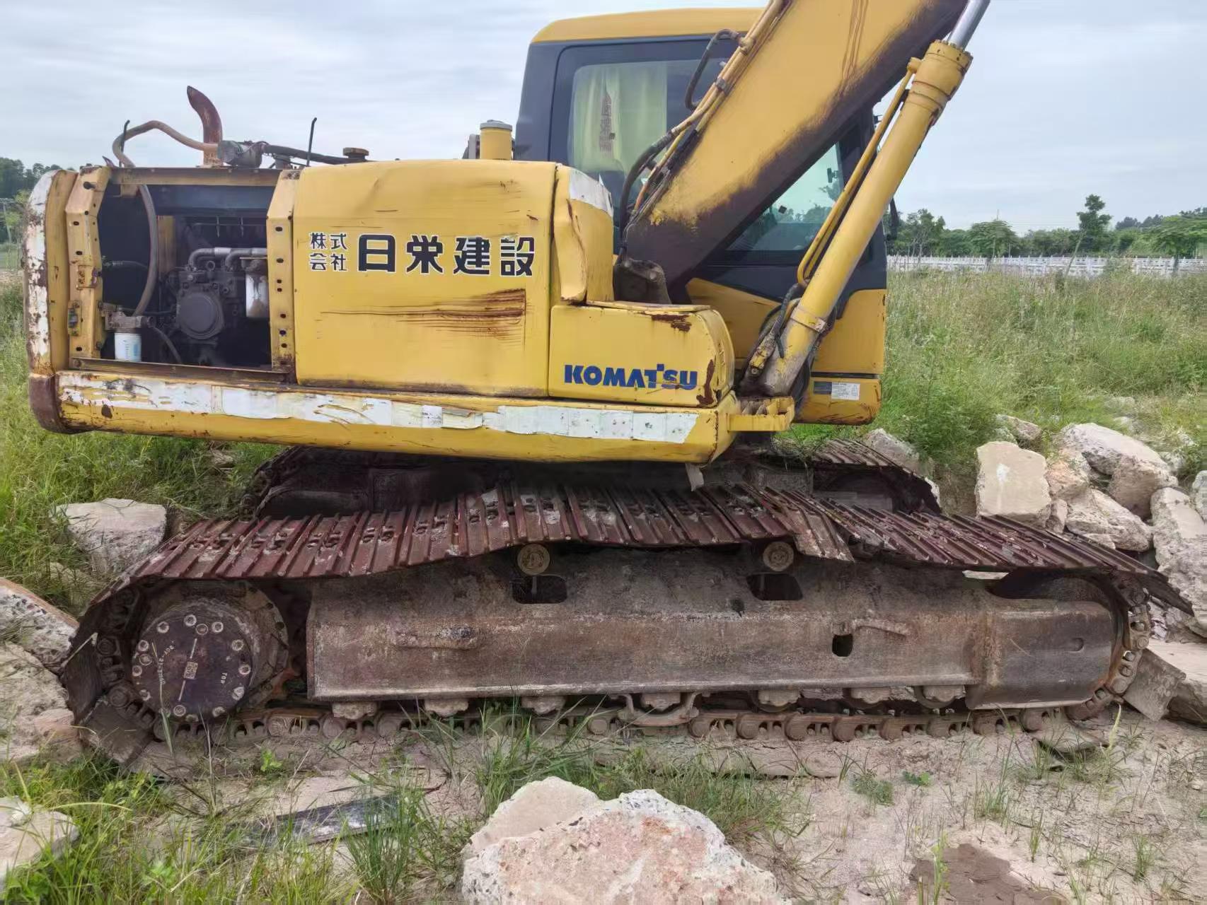 Buy Komatsu PC160-7 Used Excavator / 2