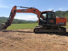 Buy Doosan DX18 Used Excavator / 3 Buy Doosan DX18 Used Excavator / 3