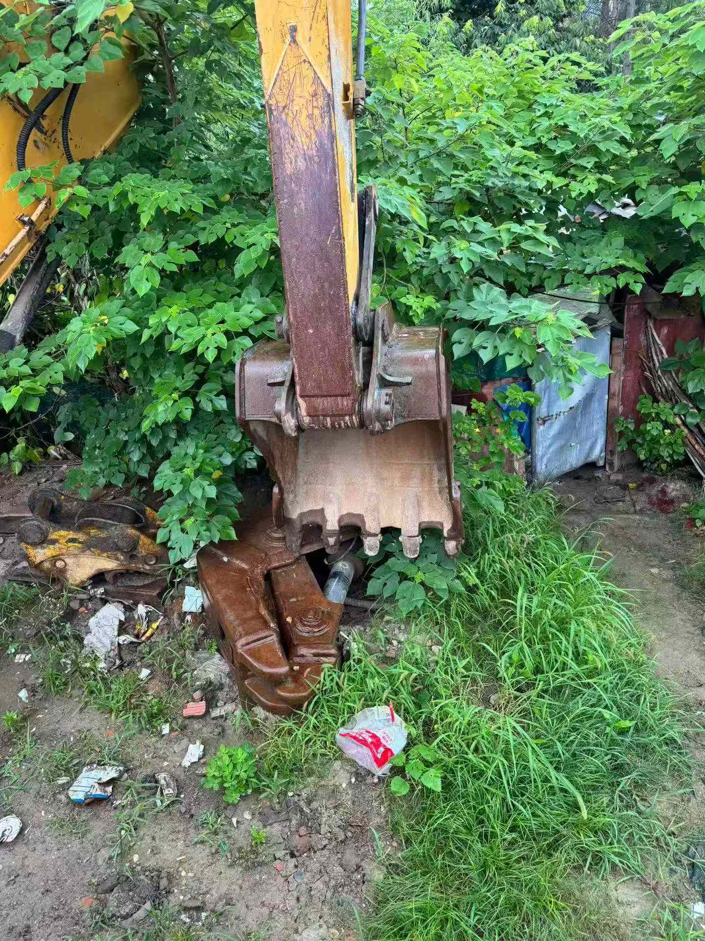 Buy XCMG XE135B Used Excavator / 3