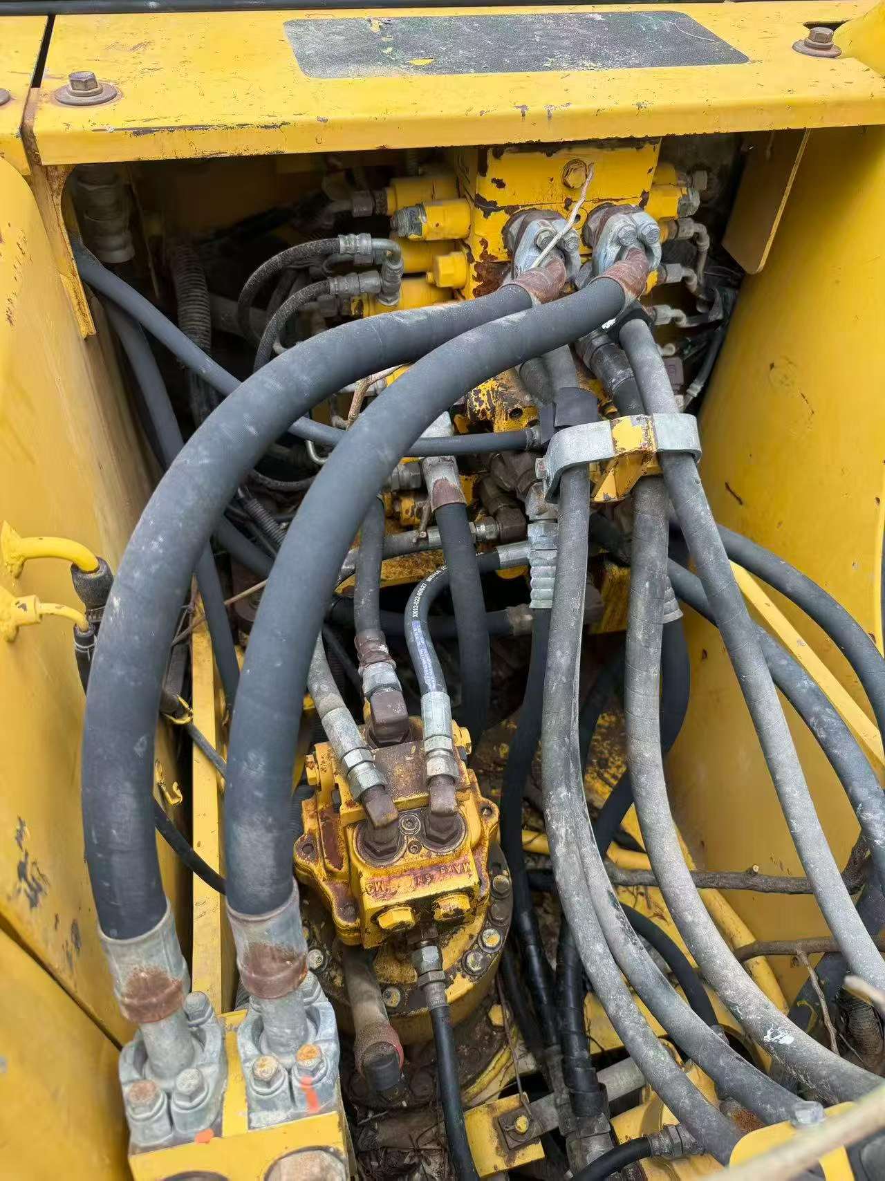 Buy Komatsu PC120 Used Excavator / 2