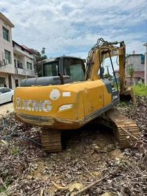 Buy XCMG XE135B Used Excavator / 2 Buy XCMG XE135B Used Excavator / 2