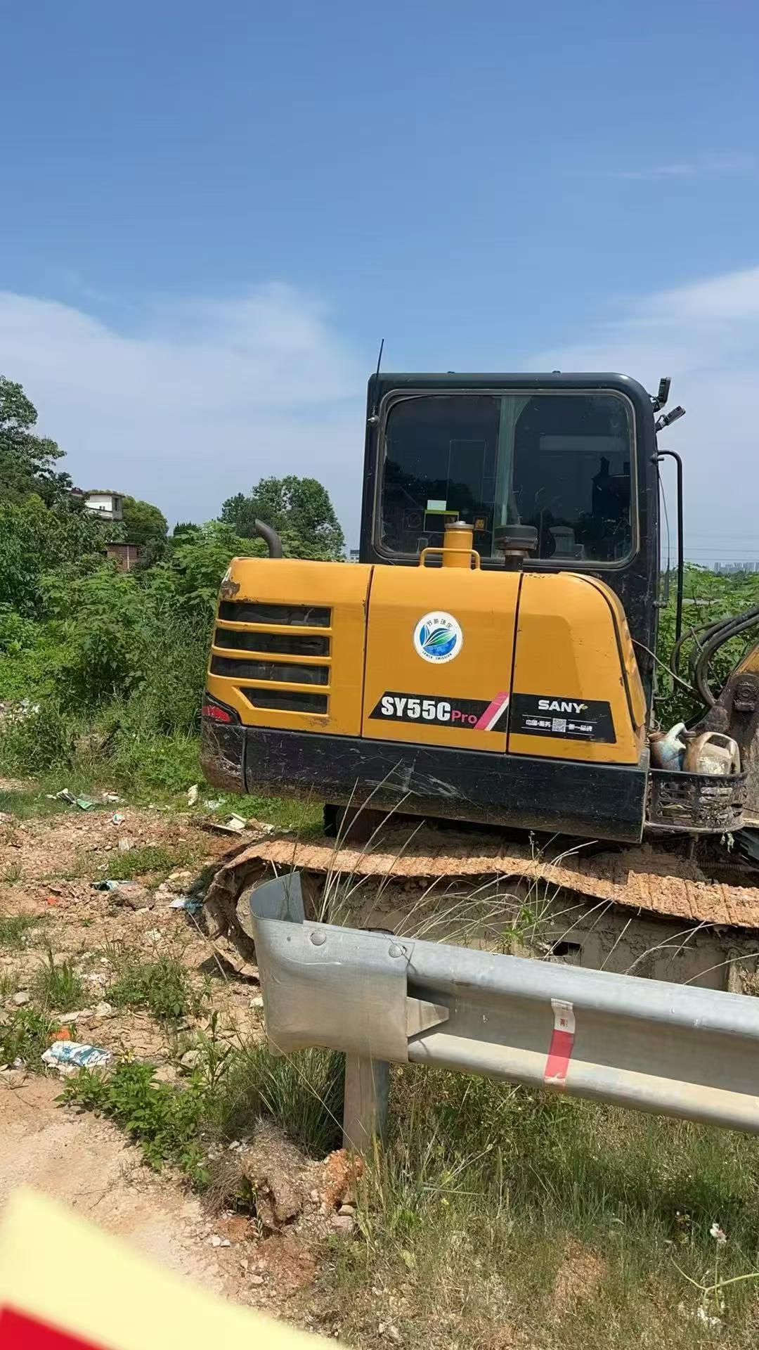 Buy Sany SY55 Used Excavator / 2