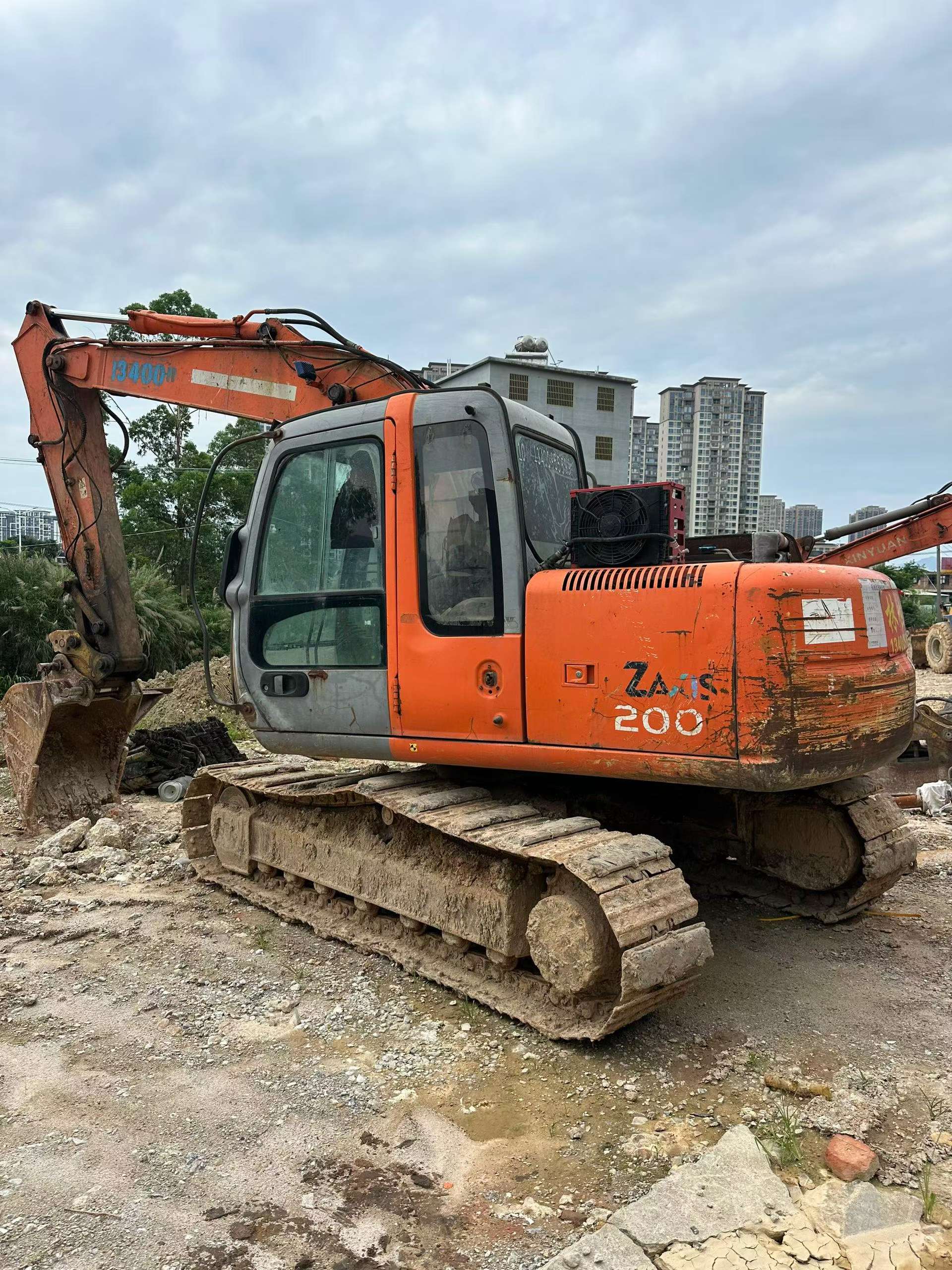 Buy Hitachi EX120-6 Used Excavator / 8