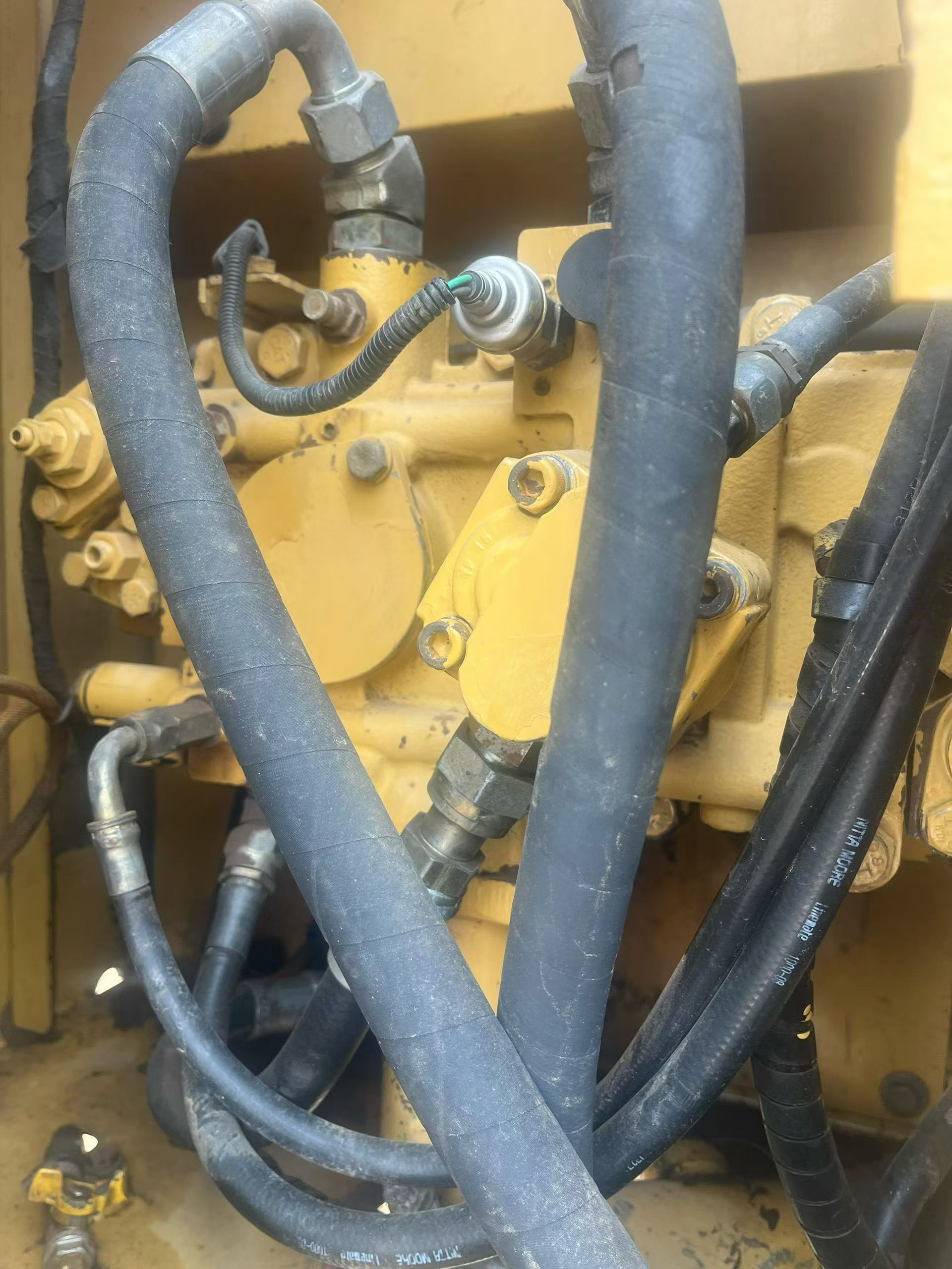 Buy Caterpillar 311C Used Excavator / 3