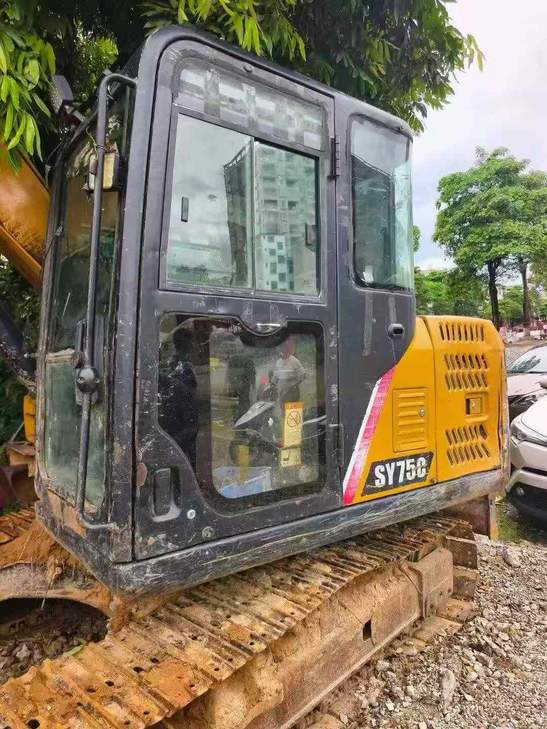 Buy Sany SY75 Used Excavator / 1