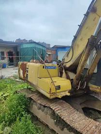 Buy Komatsu PC200-6 Used Excavator / 7 Buy Komatsu PC200-6 Used Excavator / 7