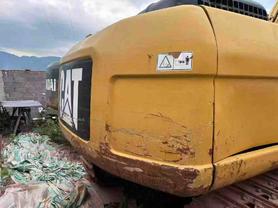 Buy Caterpillar 323 Used Excavator / 2 Buy Caterpillar 323 Used Excavator / 2