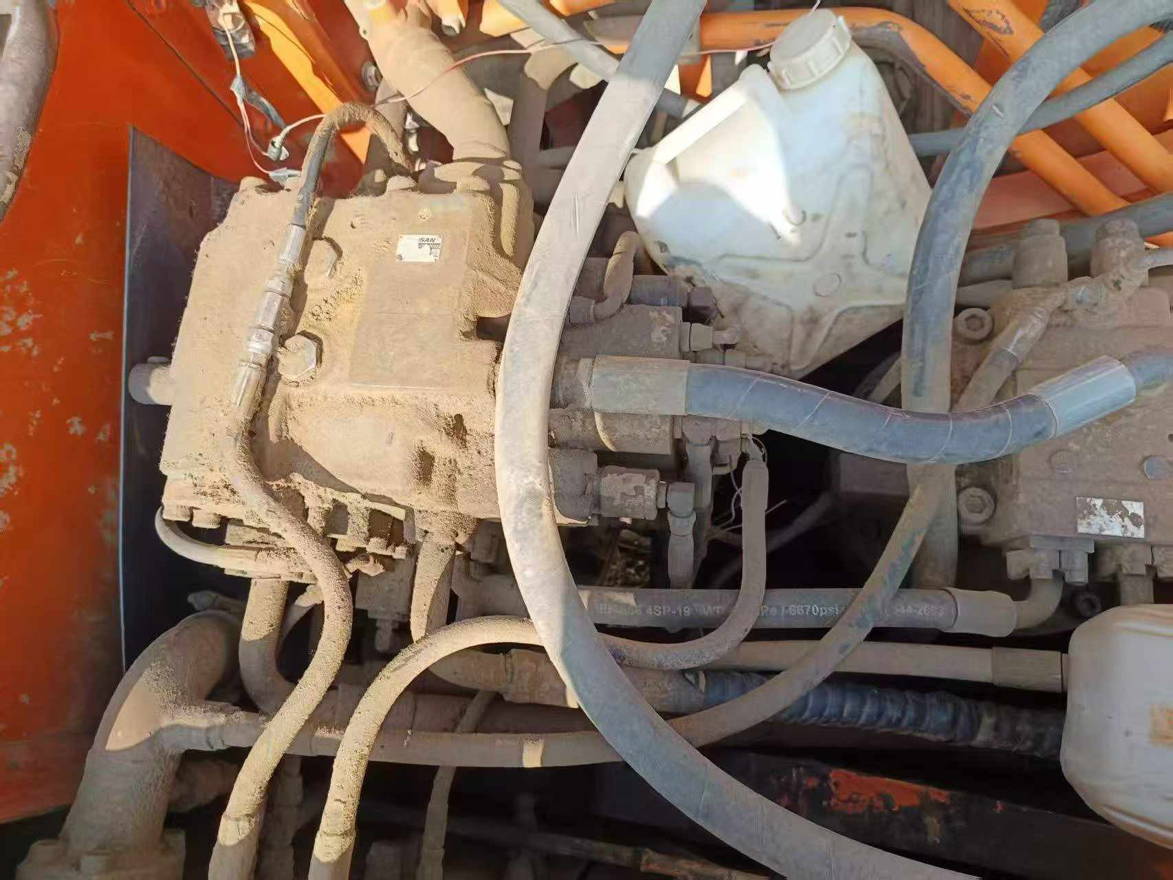 Buy Doosan DX260LC Used Excavator / 2