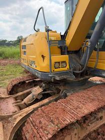 Buy XCMG XE75DA Used Excavator / 3 Buy XCMG XE75DA Used Excavator / 3